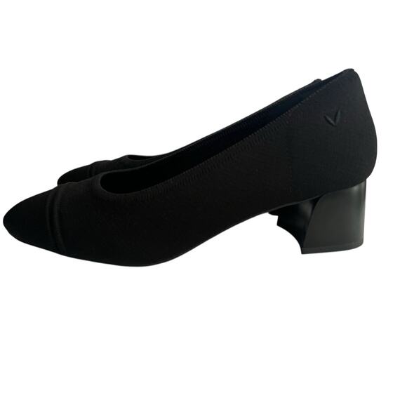 New VIVAIA Round Toe Chunky Heels Julie Pro 2.0 •40/ 9• Pumps Knit Black $189 - Picture 9 of 14